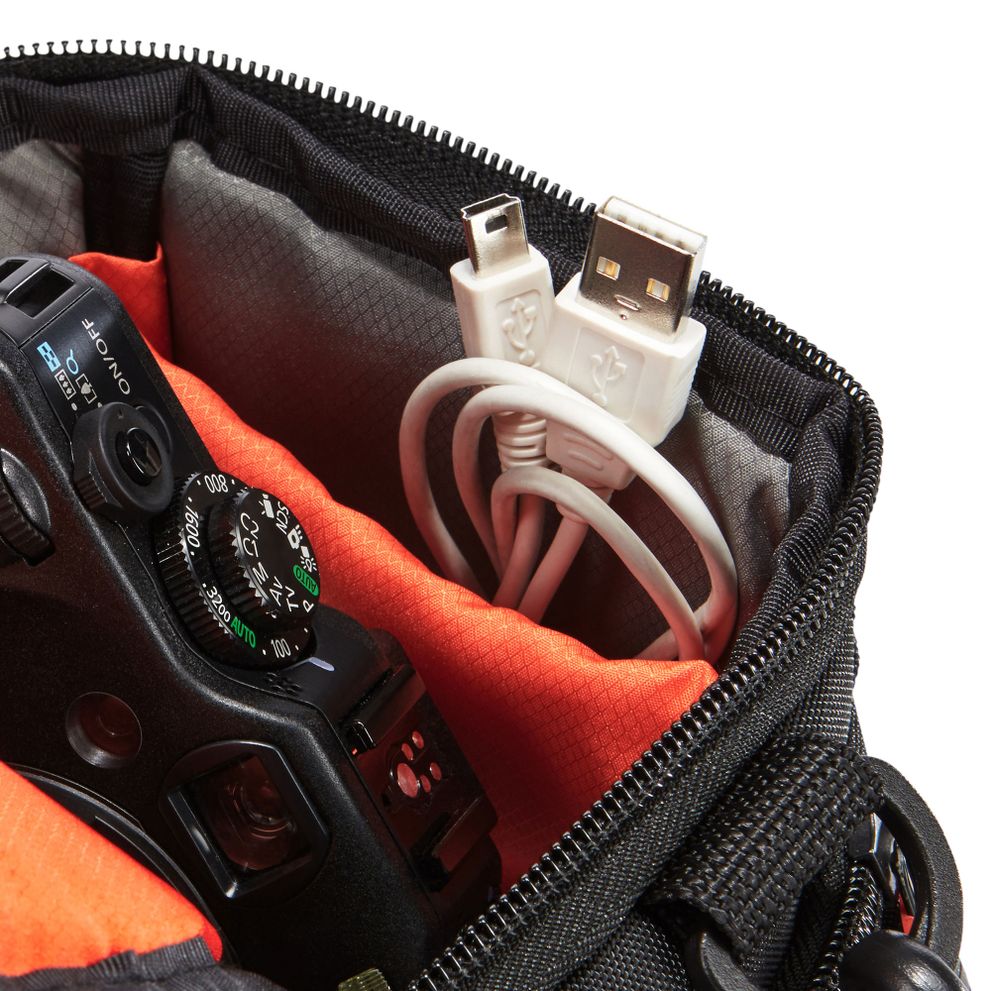 Case Logic camera case compact system/hybrid camera case