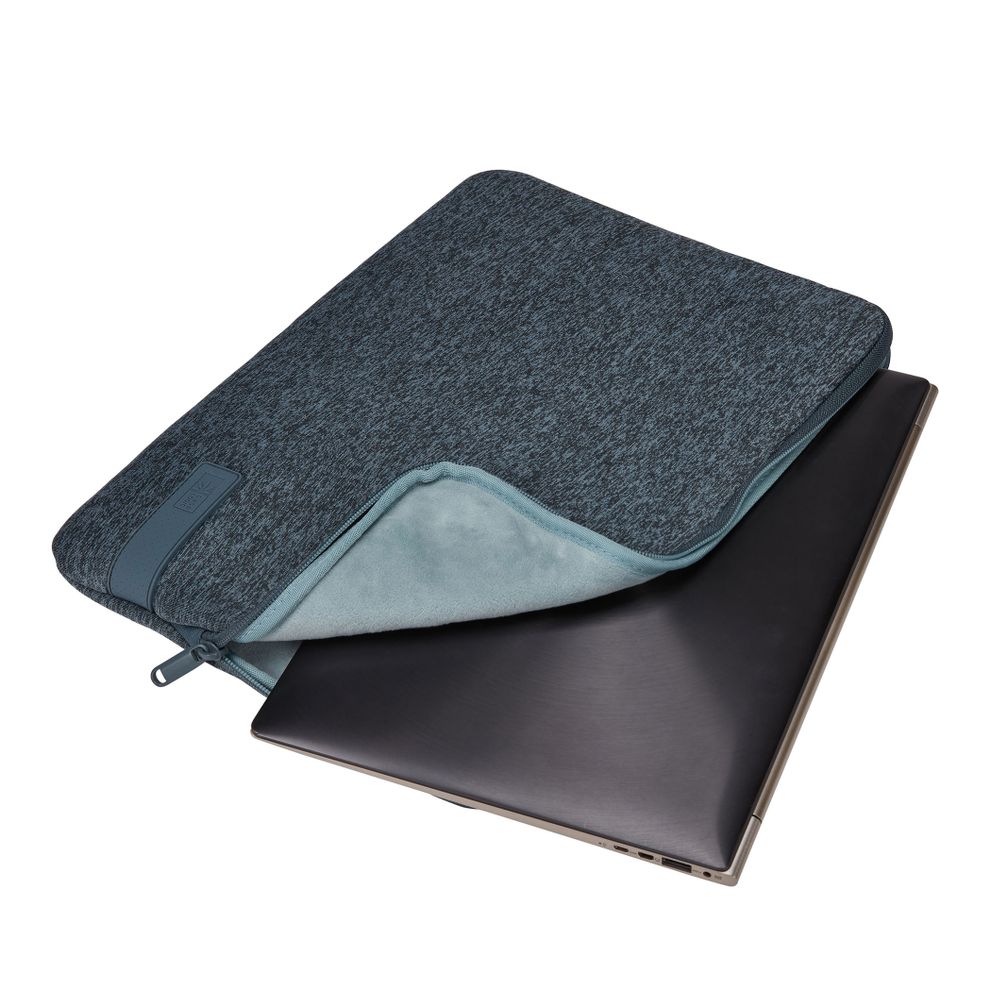 Case Logic Reflect 14" laptop sleeve