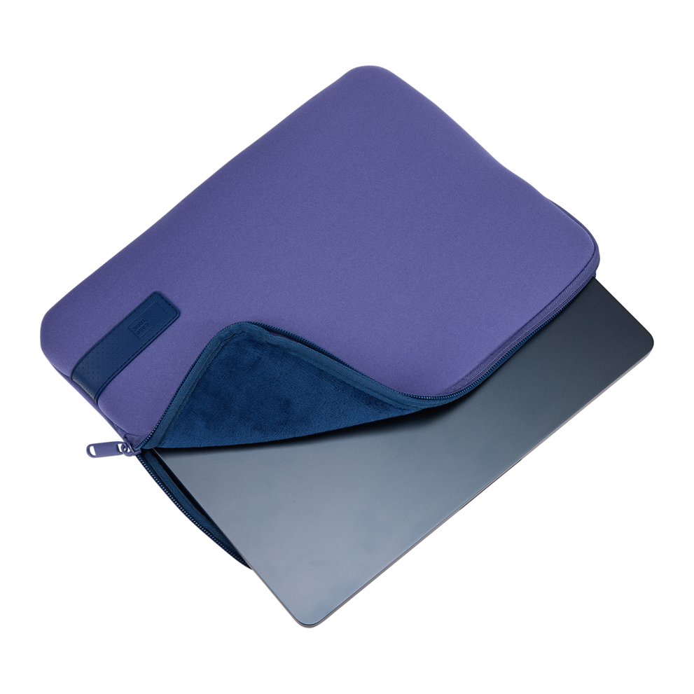 Case Logic Reflect 13" MacBook sleeve